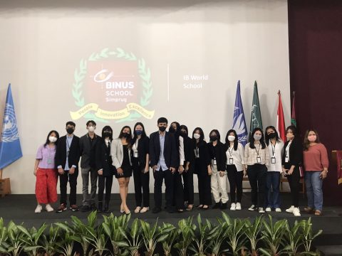 BUZZ MUN (Model United Nations)