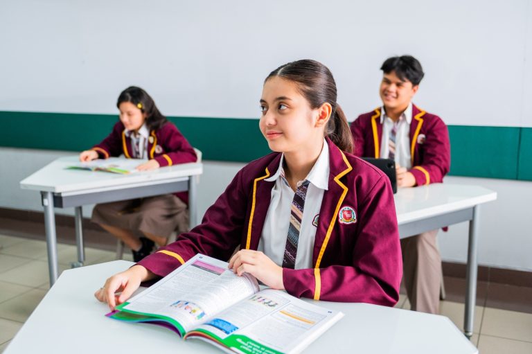 BINUS SCHOOL Simprug Achieves A Accreditation